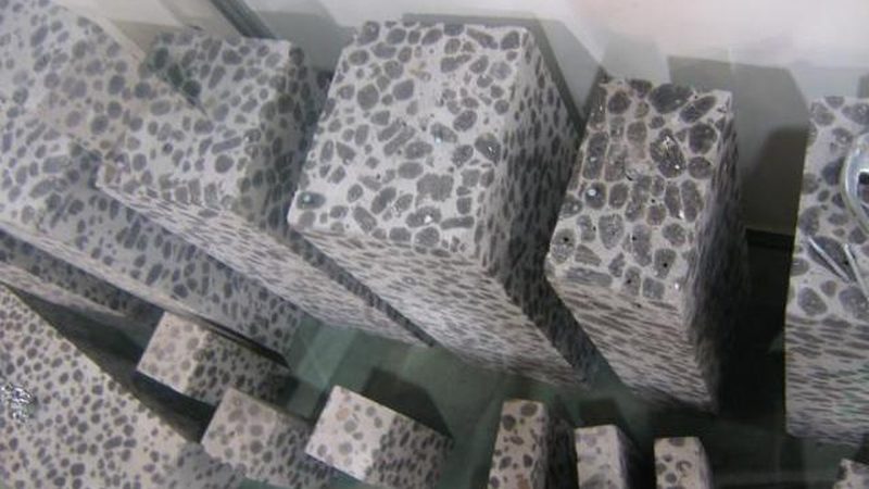 阳台防水价格多少钱一平？揭秘影响阳台防水成本的关键因素
